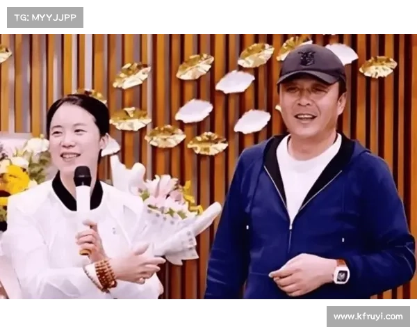 三度被限消引争议!郭斌现身李隼女儿婚礼,王楠千万手镯遮锋芒暗藏深意 三度被限消引争议!郭斌现身李隼女儿婚礼,王楠千万手镯遮锋芒暗藏深意
